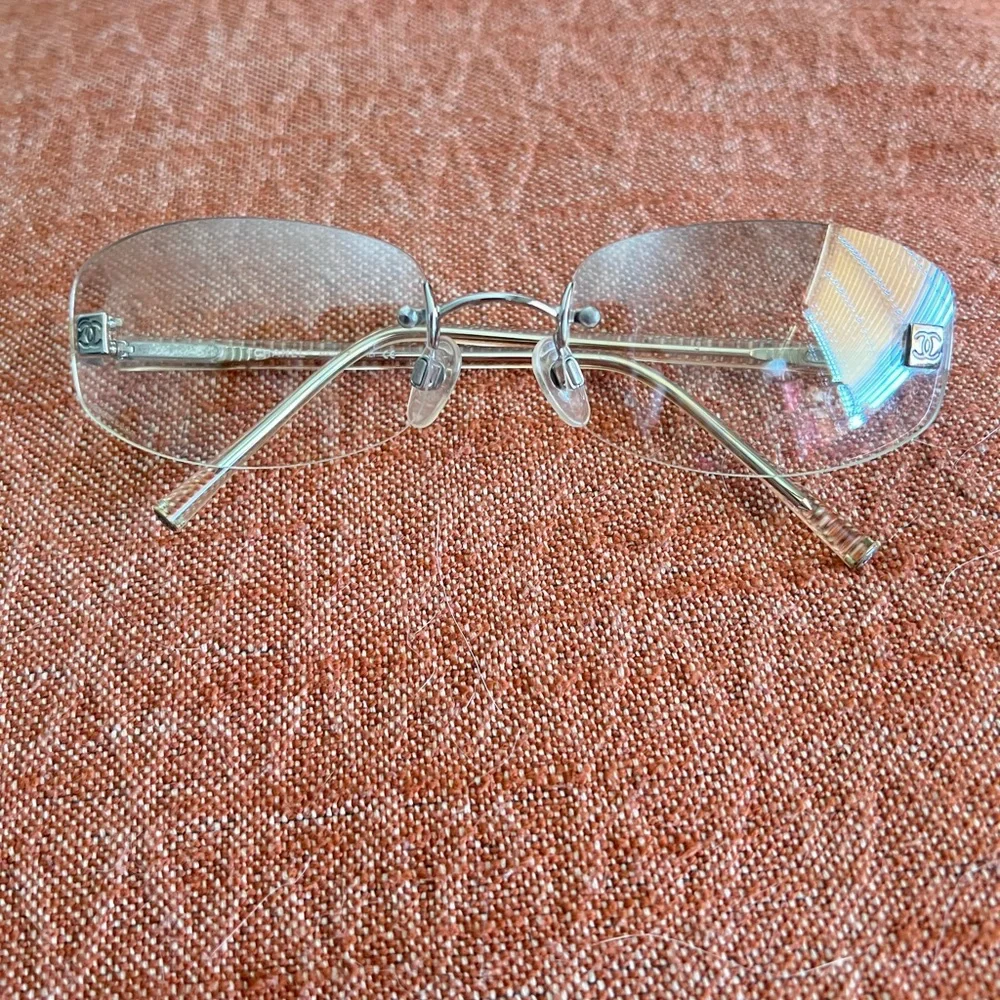 CHANEL Gold Rimless Glasses - Picture 3 of 12